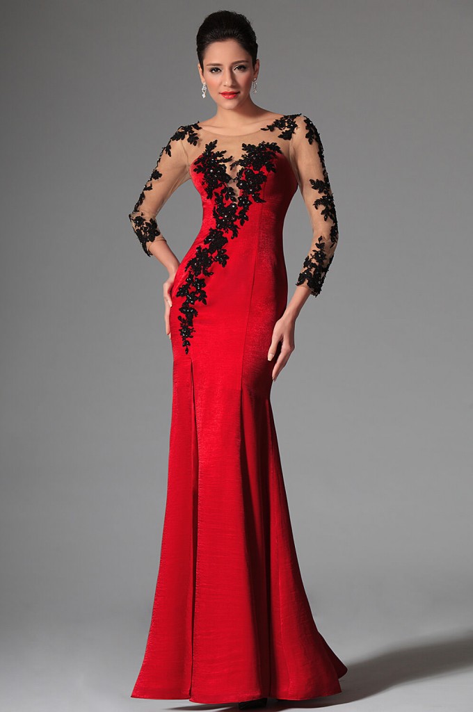 Элегантное красное платье можно сшить на заказ в ателье ЗОЛОТОЙ КВАДРАТ